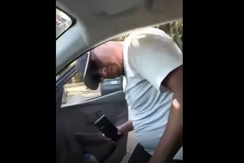 Video exhibe confrontación entre taxista y chofer de app en Playa del Carmen