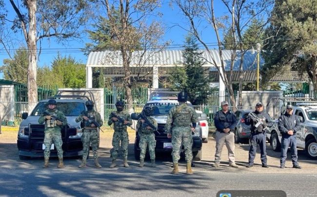 Golpe al crimen: Marina asegura drogas, armas y vehículos en Quintana Roo