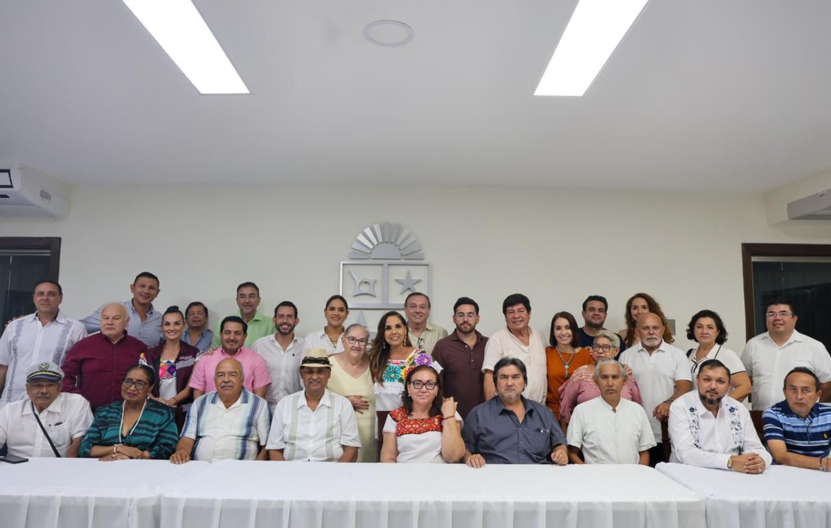 Mara Lezama presenta proyecto del primer Barrio Mágico del país en Chetumal a representantes de la capital