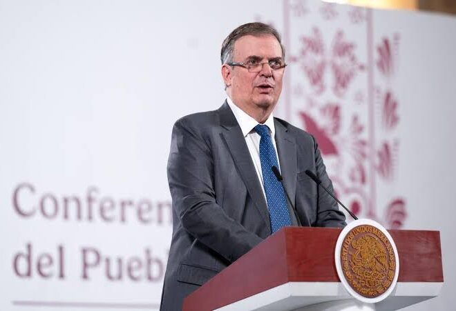 Niega Ebrard abuso por estancia de su hijo en la embajada en Reino Unido