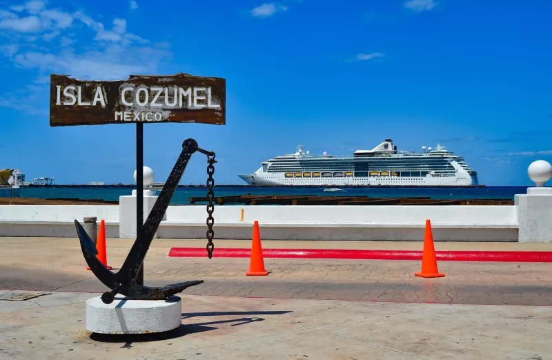 Proyecto del cuarto muelle en Cozumel sigue en disputa legal pese a rechazo ambiental definitivo