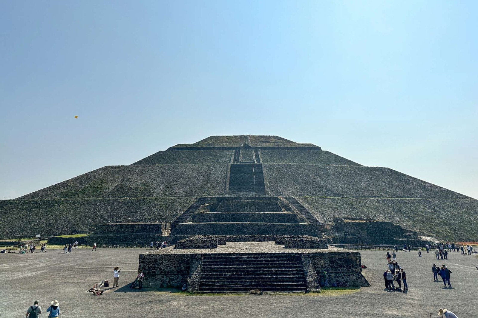 Refuerzan seguridad en zonas arqueológicas tras balacera en Teotihuacán | Video