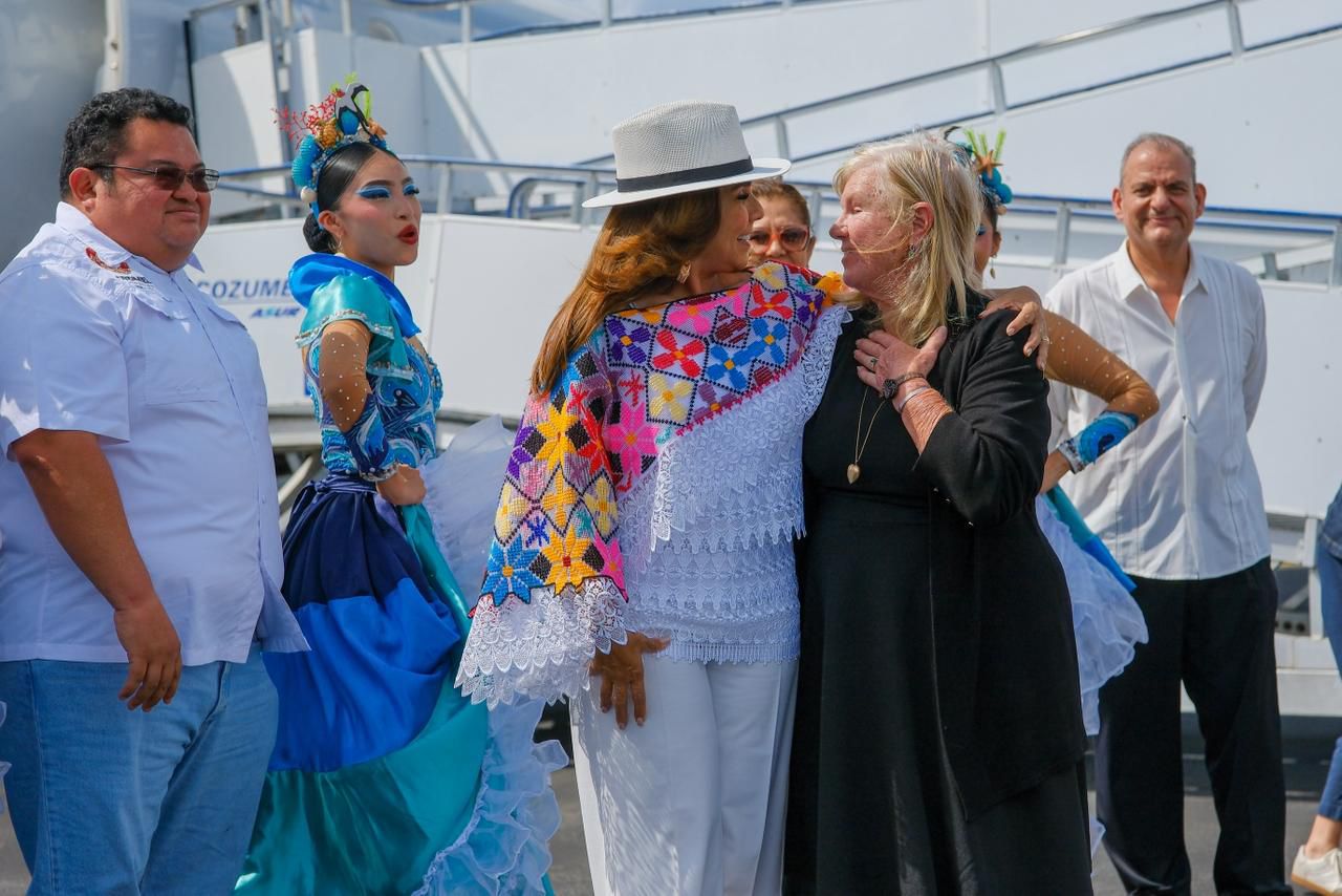 Mara Lezama recibe a Comité de Fideicomiso de Turismo crucerista en Cozumel