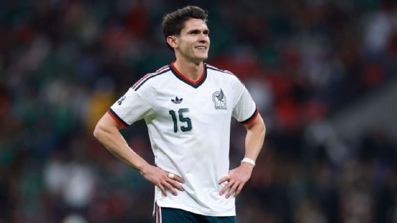 Israel Reyes apunta a Europa después del Mundial