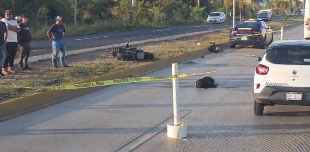 Muere motociclista en la Colosio de Cancún