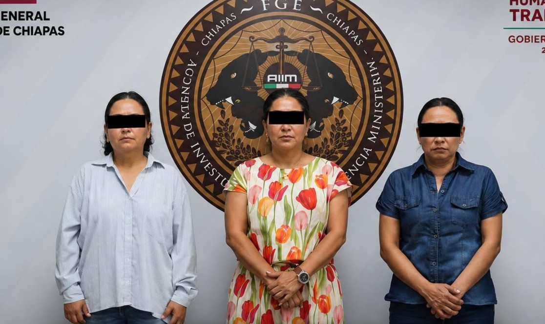 Detienen a alcaldesa de municipio en Chiapas y a seis funcionarios