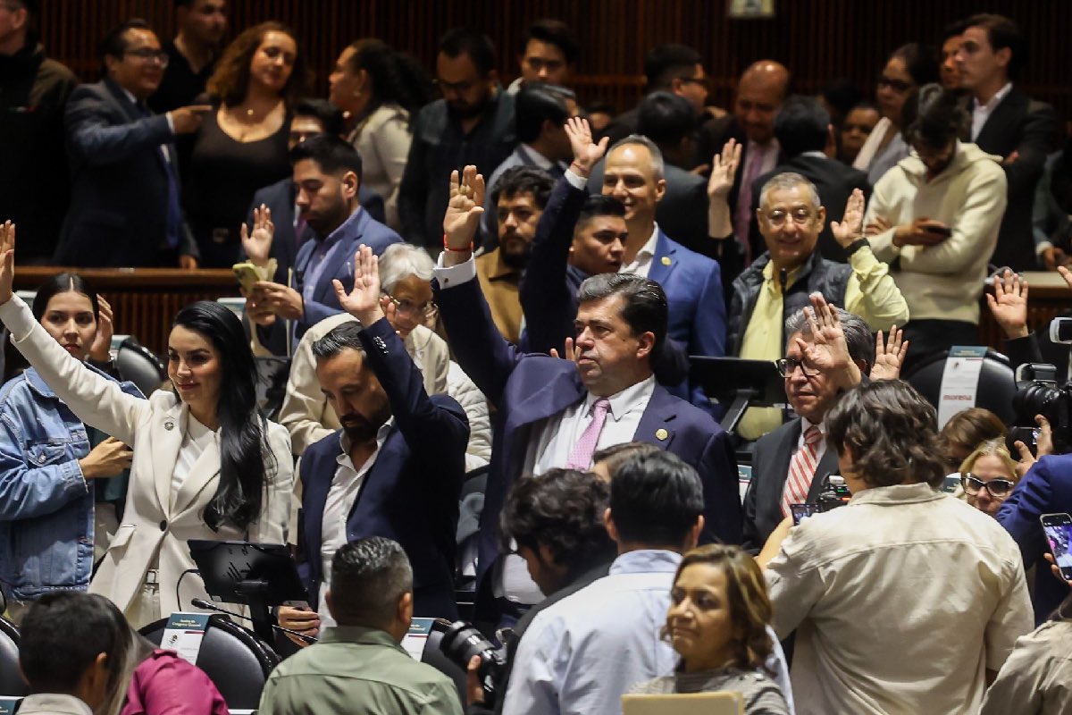 Avalan reforma que permitirá la reelección de magistrados electorales