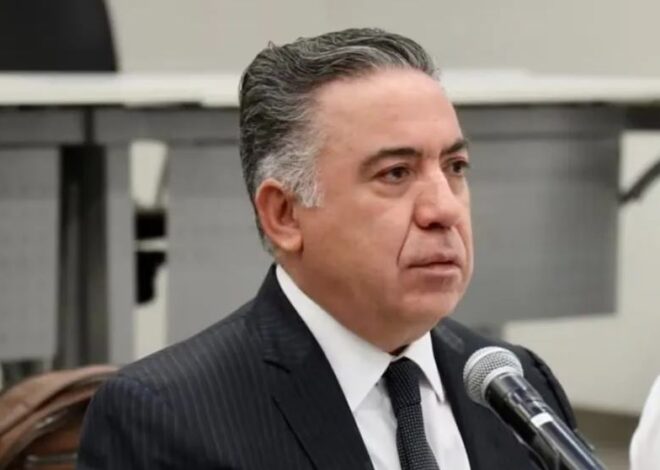 Enrique Inzunza acude a la FGR a declarar