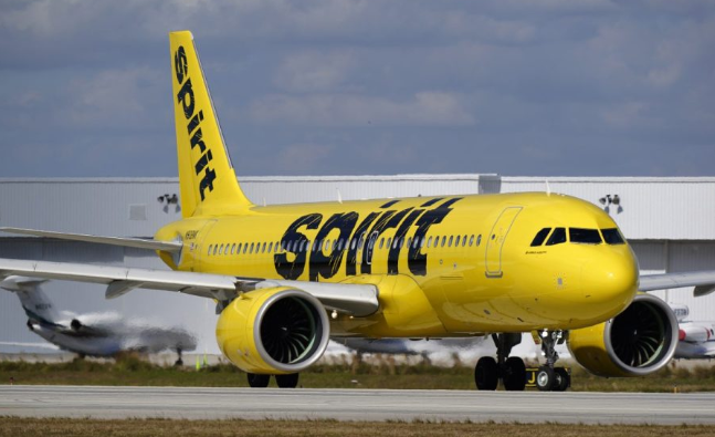 Spirit Airlines suspende operaciones; Cancún resiente impacto inmediato