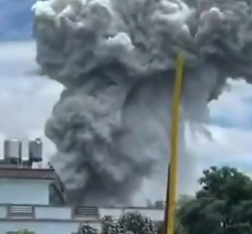 Explosión en almacén en Myanmar deja decenas de víctimas