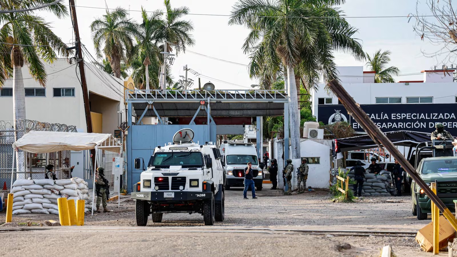 Riña en penal de Culiacán deja varios muertos