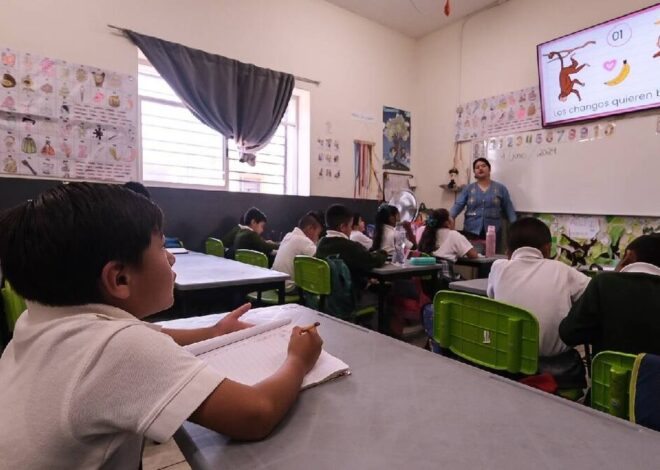 Padres de familia rechazan adelanto del fin del ciclo escolar 2025-2026