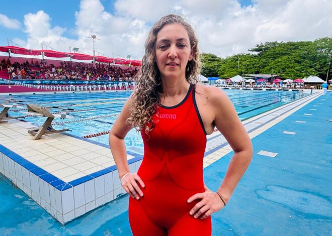 Mariana Chávez vive su pasión por la natación en Cancún