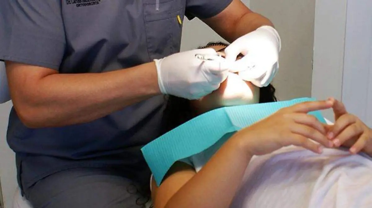 Alertan sobre clínicas dentales patito en Quintana Roo