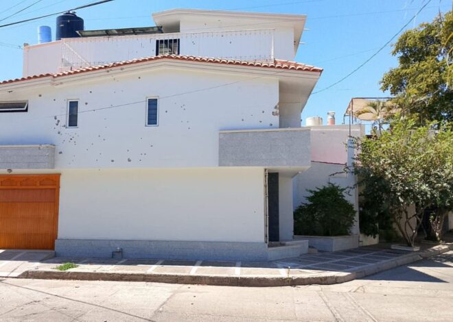 Balean casa en donde vivió Rocha Moya en Culiacán, Sinaloa