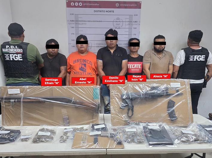 AK-47, droga y mototaxi: así cayó célula criminal en Cancún