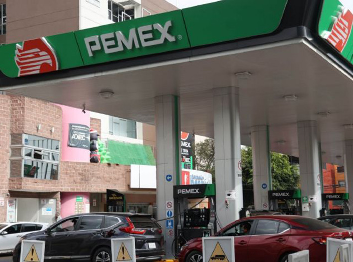 Hacienda pisa el acelerador contra el alza de combustibles