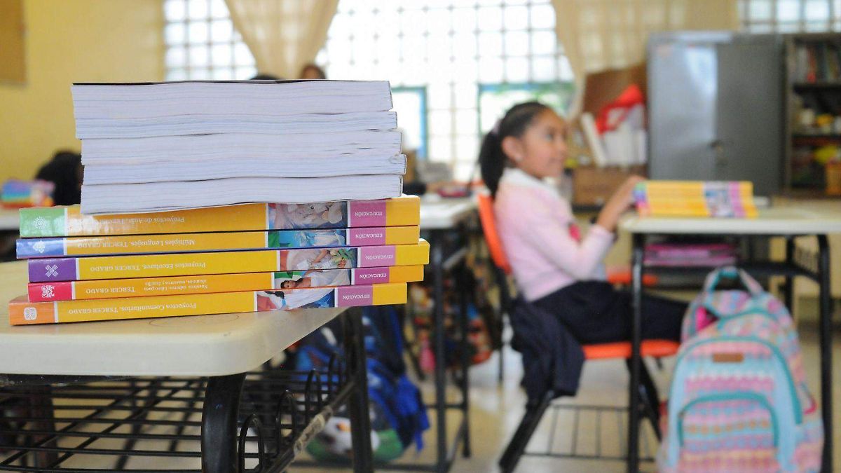 Gobernanza MX cuestiona impacto social de posible adelanto escolar