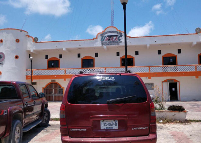 Amenazan con frenar vans en la ruta Tulum–Playa del Carmen