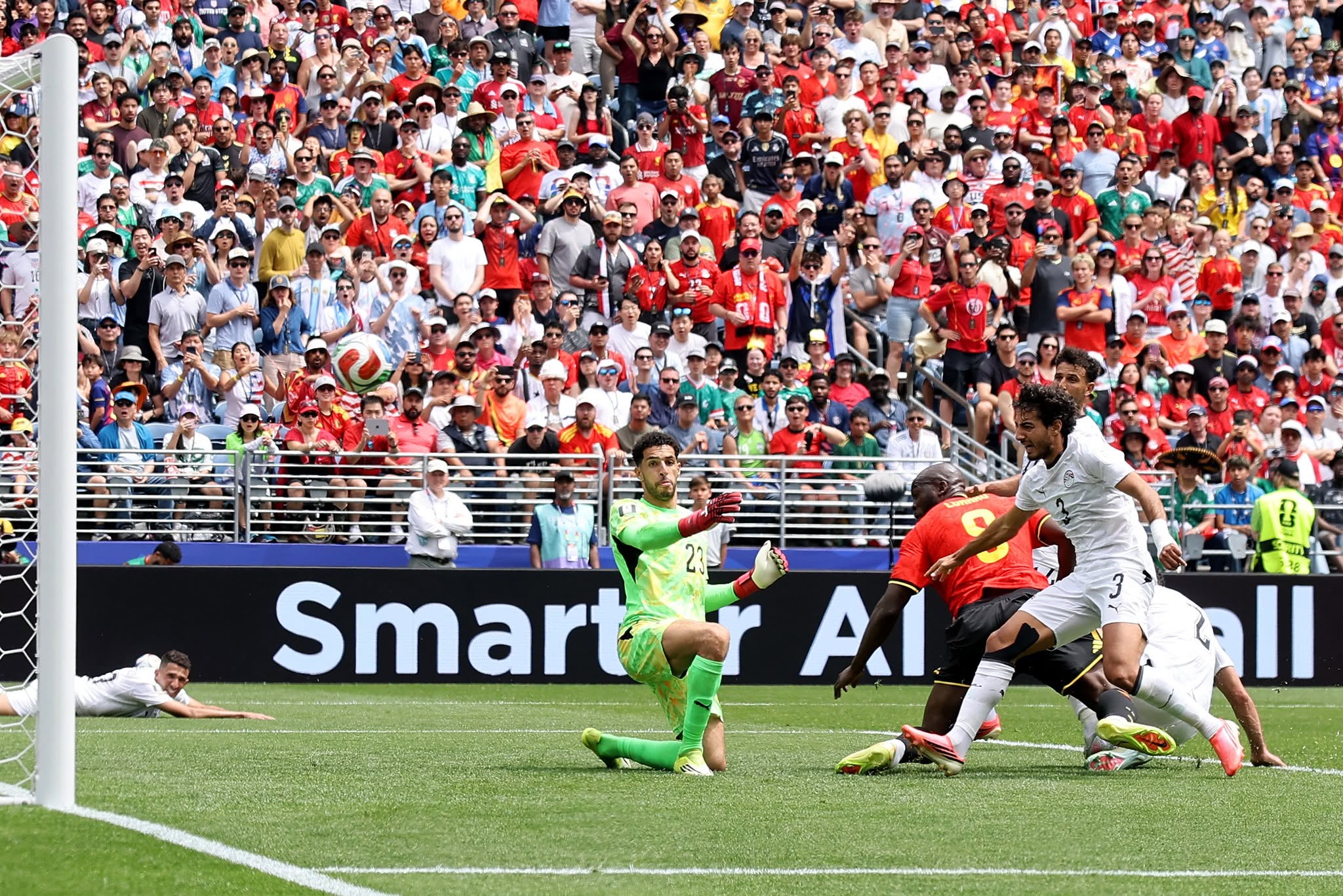 ¡Faraónico susto! Egipto perdona y Bélgica rescata el empate