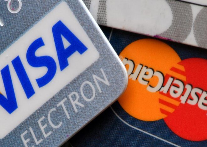Cuba anuncia el fin de los servicios Visa y Mastercard en la isla