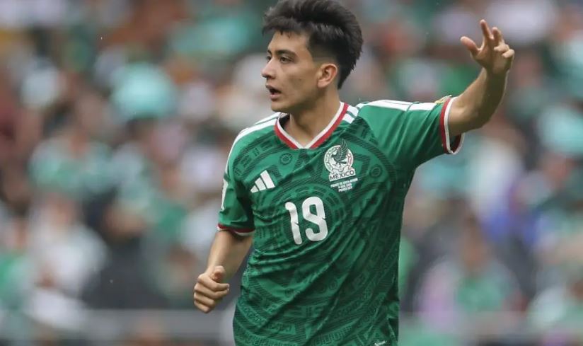Gilberto Mora hace historia con el Tri al debutar a los 17 años