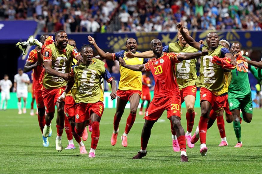 Uzbekistán se derrumba y Congo celebra un pase inolvidable
