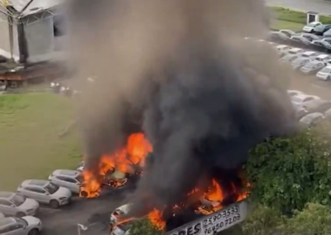 Choque de helicópteros en Río de Janeiro provoca seis muertes y causa incendio en zona residencial