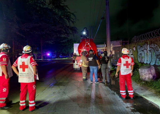 Atiende Ayuntamiento de Benito Juárez incendio en la Subestación de la CFE en Cancún