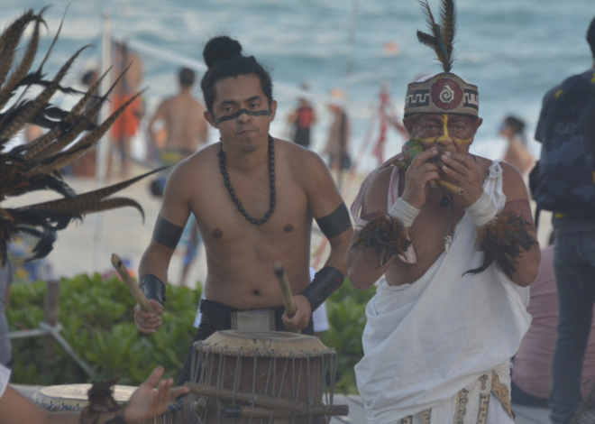 Prevén oleada de controversias por el uso de símbolos de culturas ancestrales