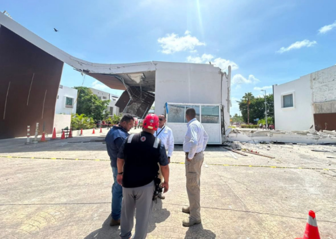 Colapsa fachada de Residencial Aqua; reportan un muerto y dos heridos