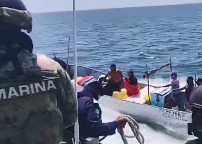 Marina asegura embarcación tras persecución marítima frente a Progreso