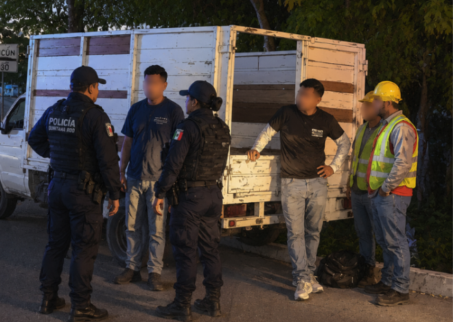 Aseguran a dos hombres tras revisión en la Región 239 de Cancún