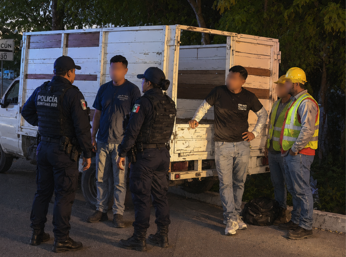 Aseguran a dos hombres tras revisión en la Región 239 de Cancún
