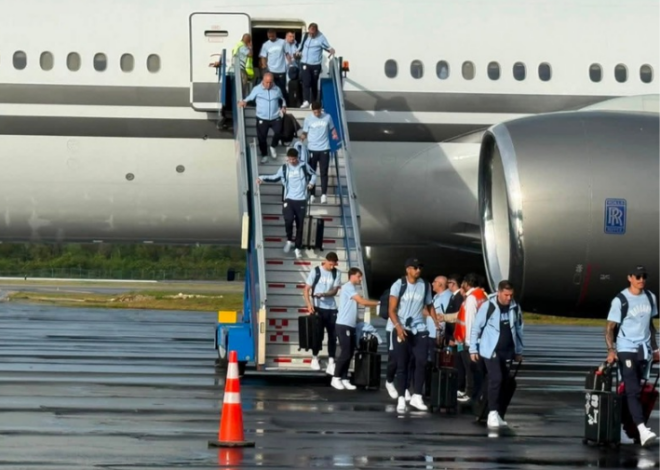 La Celeste ya está en Quintana Roo; Uruguay instala su cuartel mundialista en Playa del Carmen