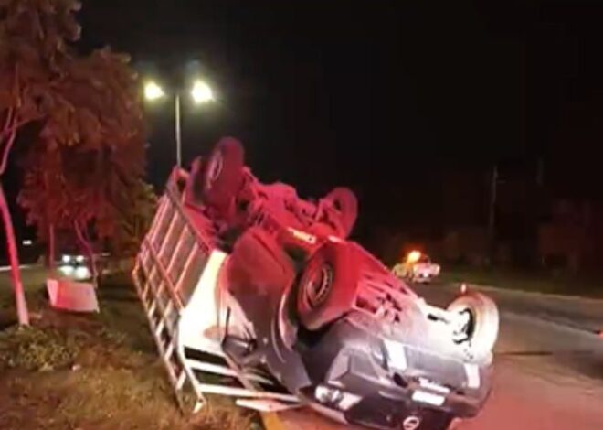Fuerte accidente en el Km. 298 en la carretera Cancún-Playa del Carmen deja 8 lesionados
