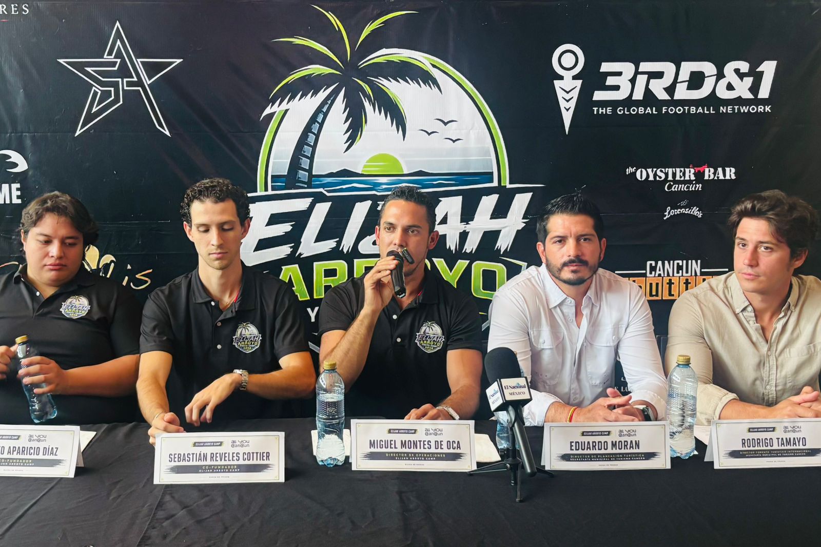Elijah Arroyo encabezará campamento juvenil de futbol americano en Cancún