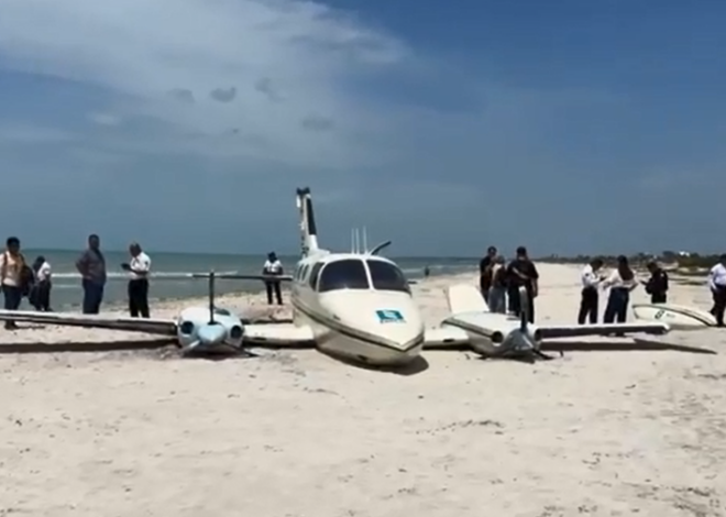 Avioneta aterriza de emergencia en Playa Norte de Ciudad del Carmen