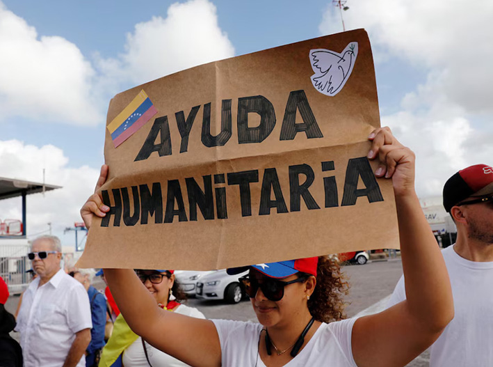 Venezolanos en Cancún lanzan puente humanitario