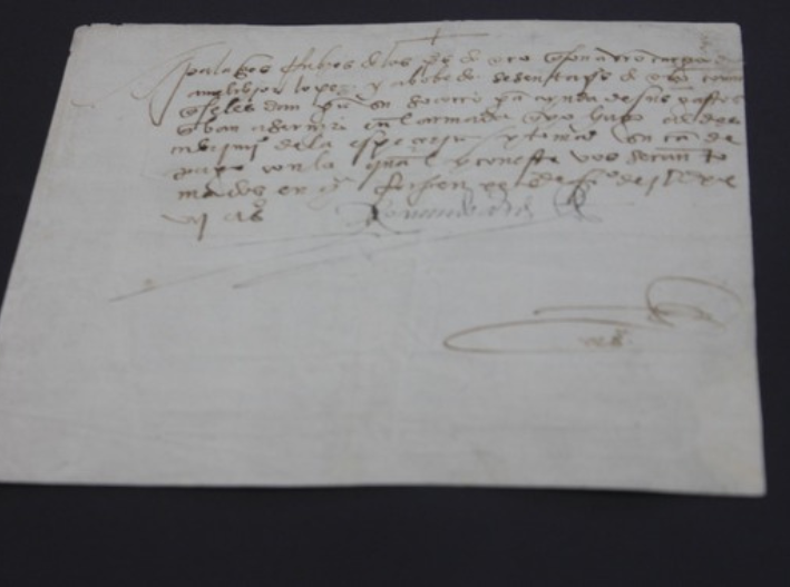 México recupera documento de 1527 firmado por Hernán Cortés; fue robado hace mas de 30 años