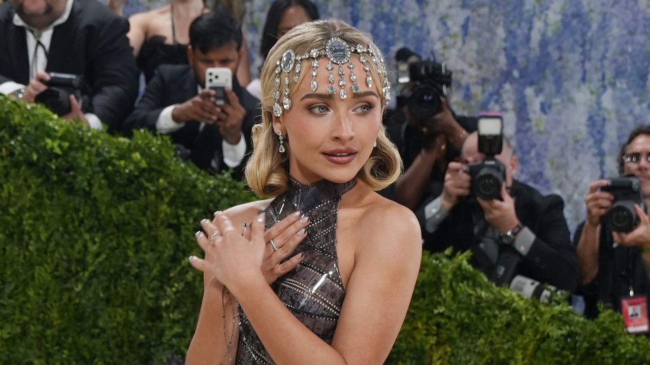 Sabrina Carpenter obtiene orden de alejamiento por 5 años contra acosador