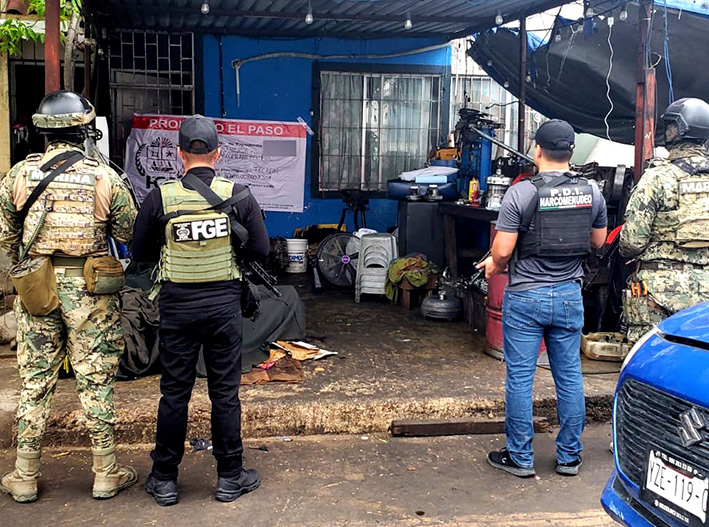 ¡Cae presunta célula! Cuatro detenidos tras cateos en Cancún