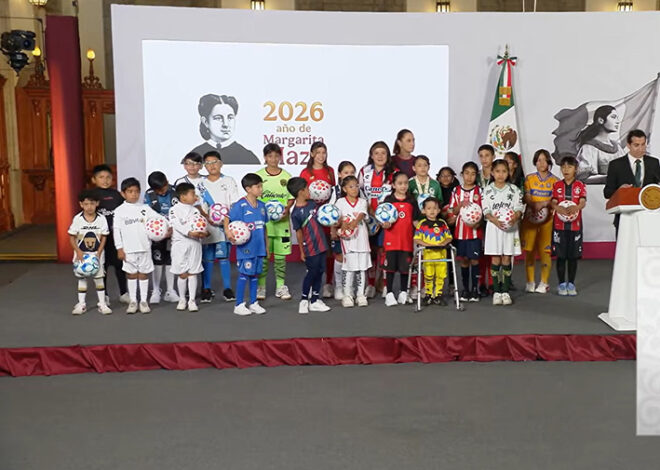 Sheinbaum y FMF lanzan escuelas para fabricar cracks de futbol