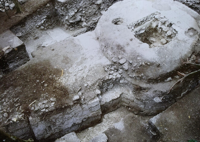 Descubren tesoro maya bajo tierra en Guatemala de hace 2 mil años