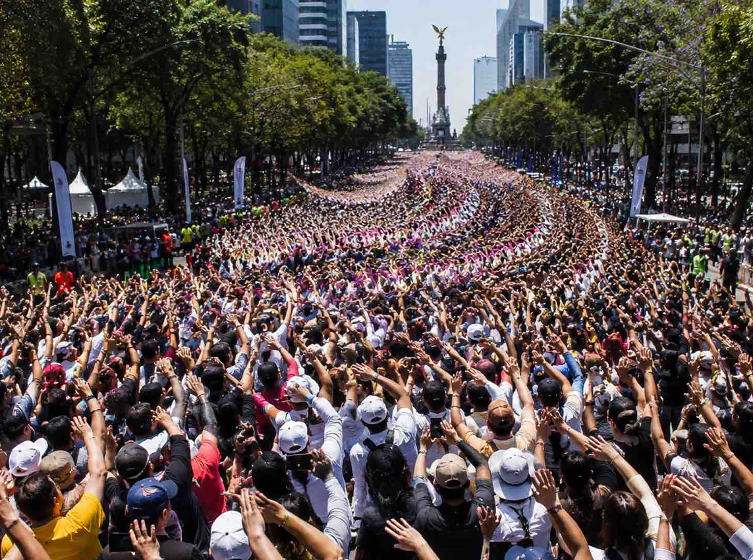 CDMX hace historia y rompe récord con la ola más grande del mundo
