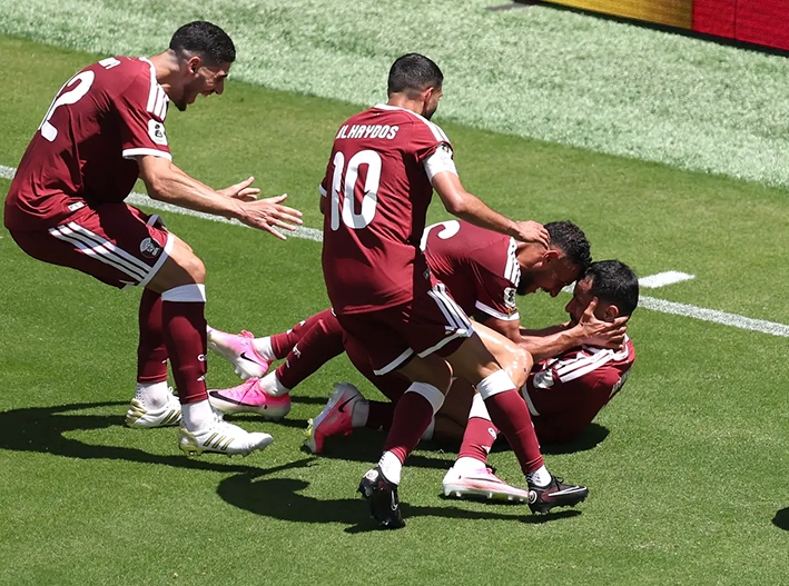 ¡Qatar rugió al 95! Consigue su primer punto en Mundiales con gol de infarto