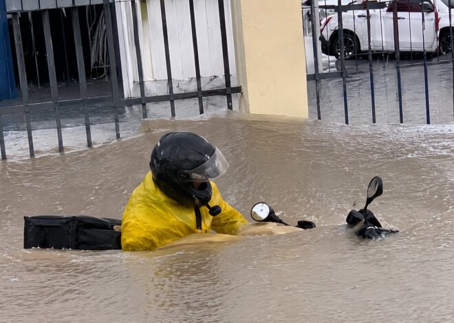 Repartidores de Mérida piden empatía ante las inundaciones: “Nuestra vida vale más que un pedido”