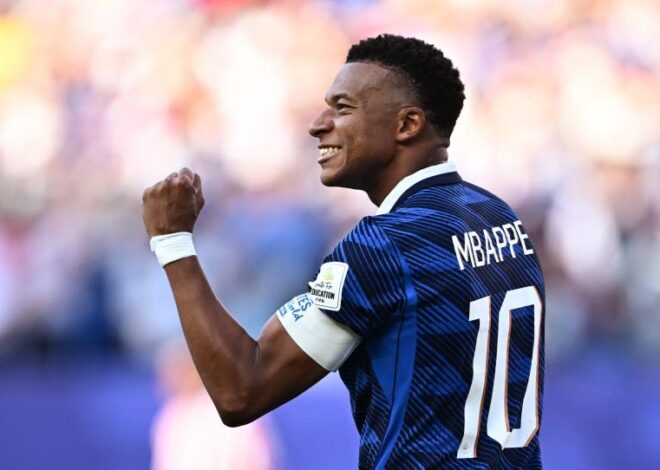 Mbappé rompe el muro guaraní y mete a Francia a Cuartos