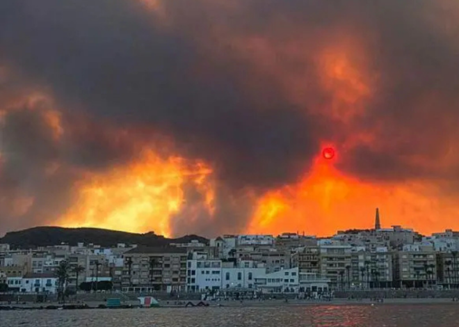 Incendio en España deja 12 muertos y 23 desaparecidos