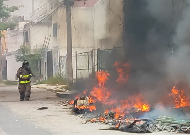 Arde basurero clandestino en la Región 92 de Cancún